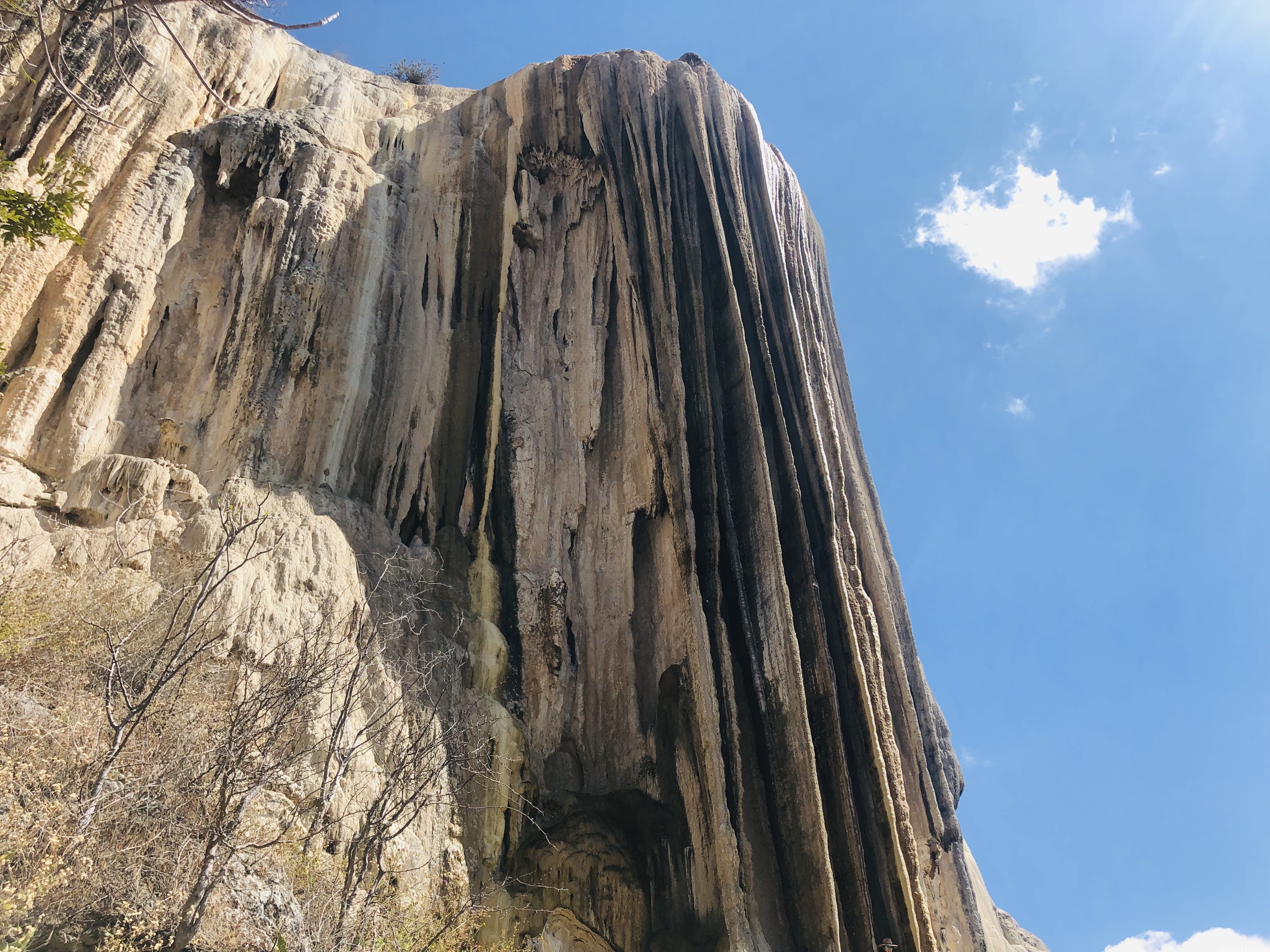 行き方情報あり 石の滝イエルベエルアグアは周りの景色も素敵 Day338 Tabitabi