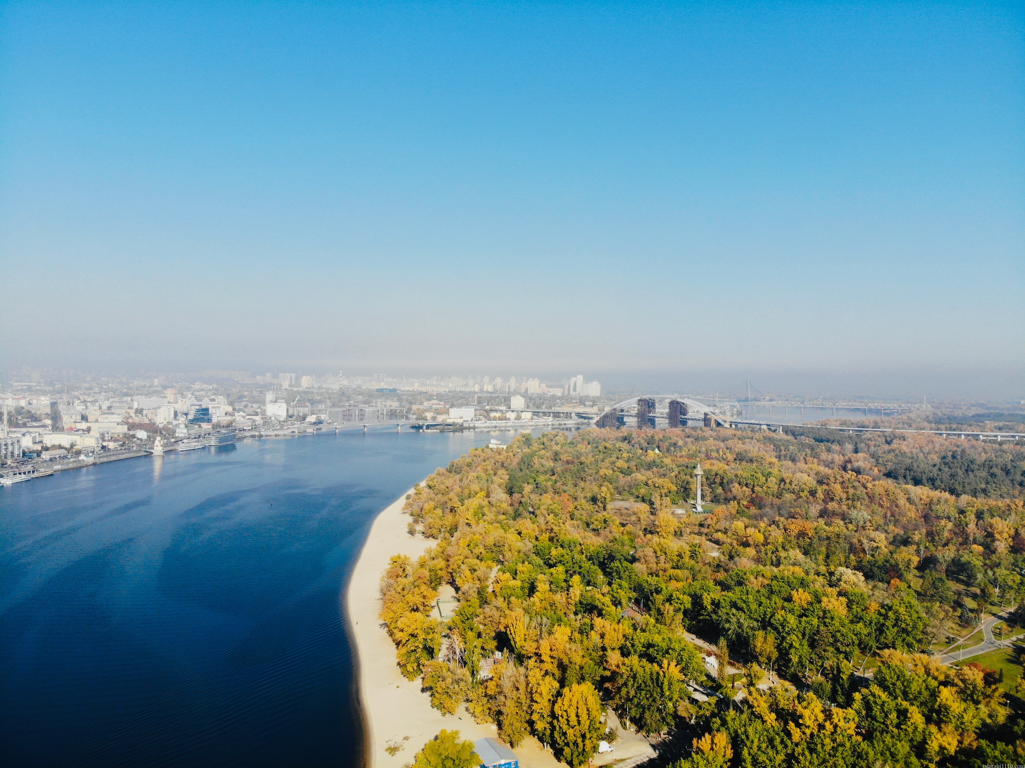 ウクライナ お気に入りのキエフの街並みをドローンで撮ってみました Tabitabi